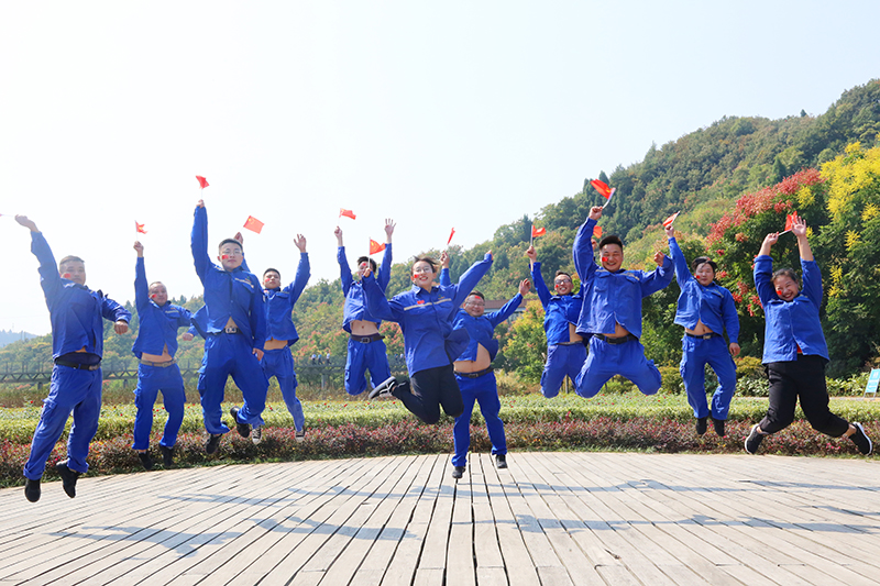 1569825595919049585.jpg IMG_9053.jpg